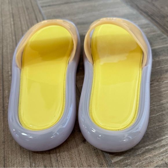 Tory Burch Bubble Jelly Sandal Size 8 - Picture 6 of 10